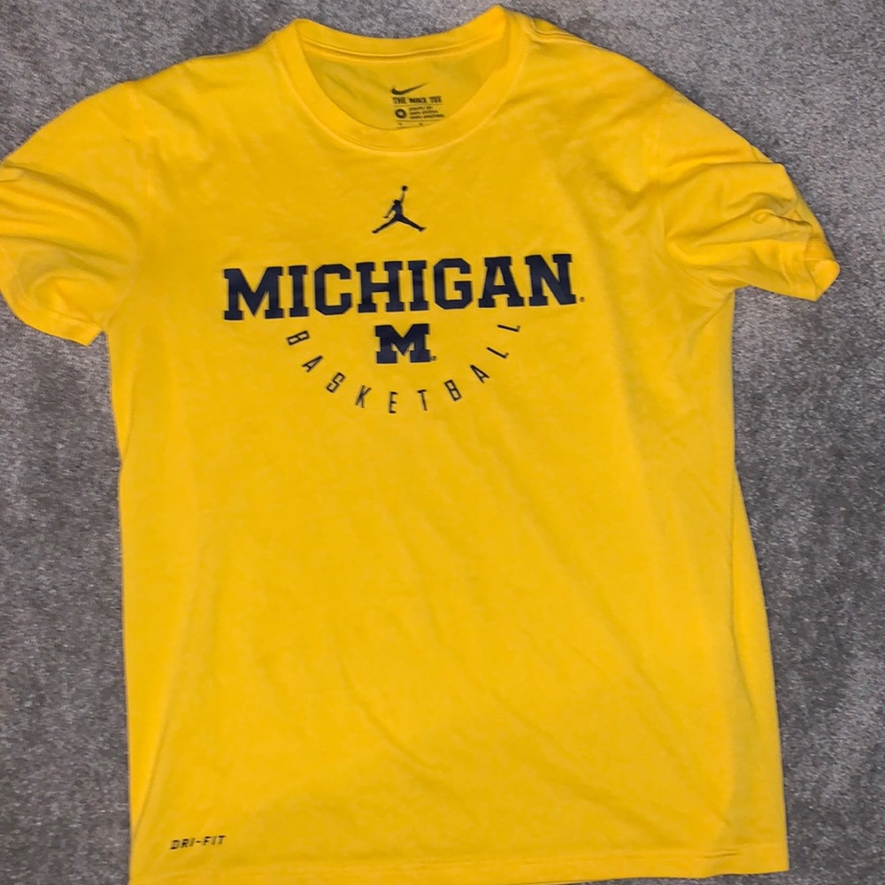 Michigan basketball Jordan t